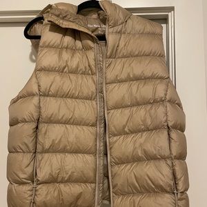 TNA little puff vest